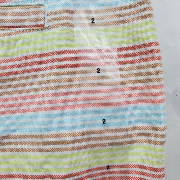 CC - Gap Womens Shorts 2 City Short Mid Rise Red Yellow Blue Stripe Casual NWT - Picture 4 of 10